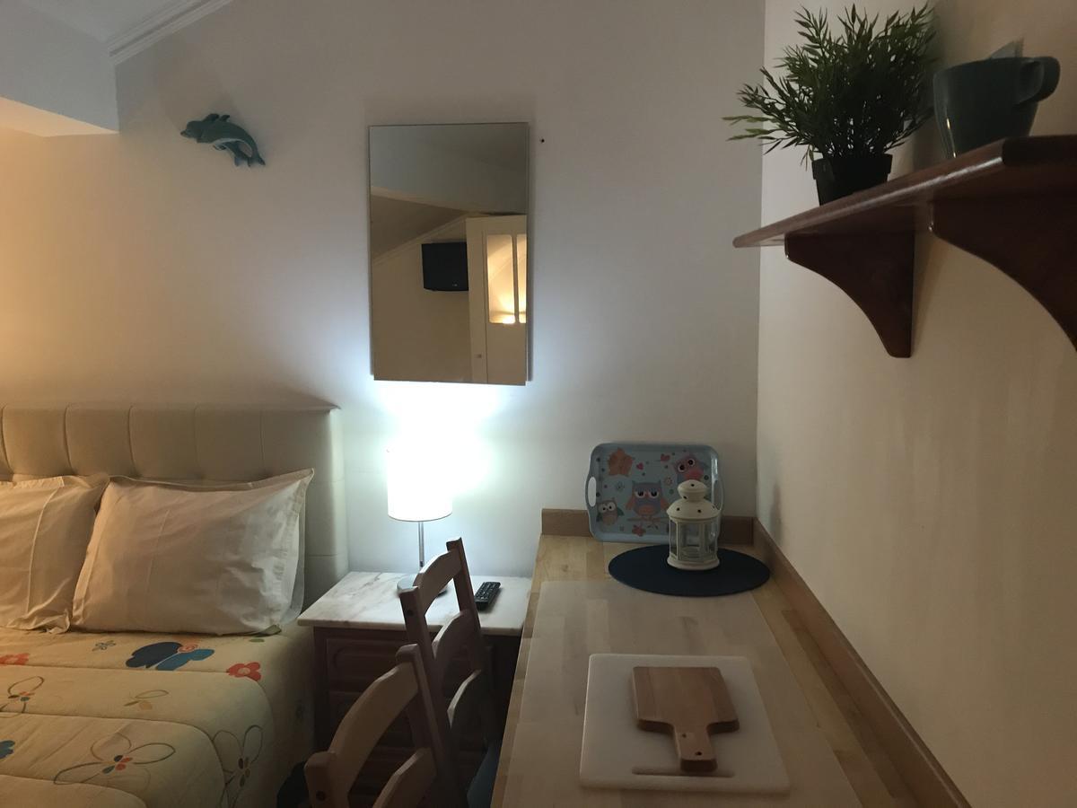 Hospedaria Bernardo Ericeira Esterno foto